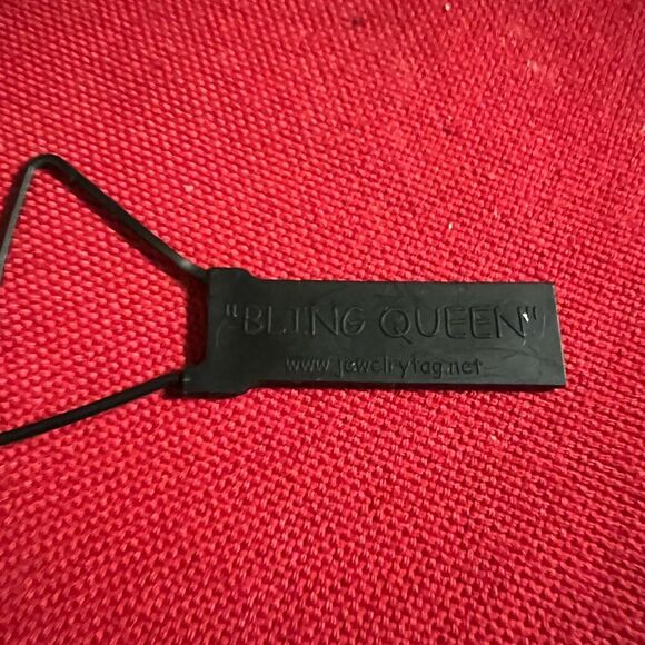 Reusable Plastic Jewelry Tags, 400 black, 125 Green, 75 Watch / Bracelet Tags - Picture 6 of 10